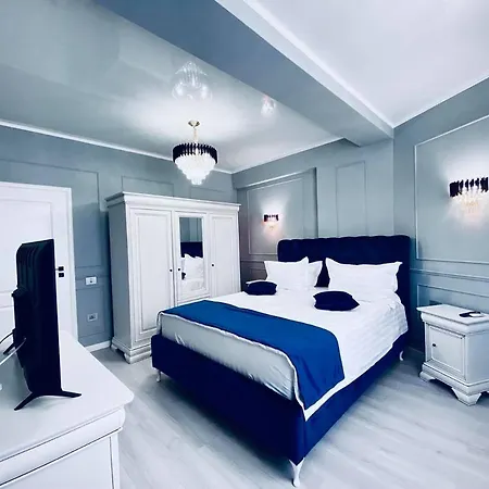 Luxury By The Sea, Mamaia Apartman