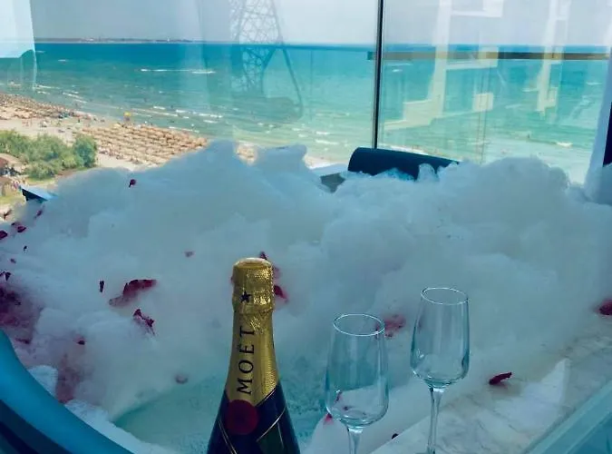 Luxury By The Sea, Mamaia Διαμέρισμα *