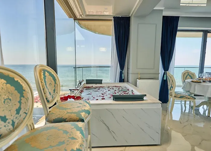 Luxury By The Sea, Mamaia * Năvodari