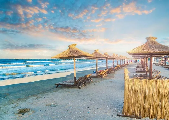 Luxury By The Sea, Mamaia *